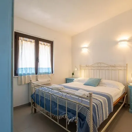 2 Minutes' Walk From The Sea- Cozy Ande Full-equipped House Apartment Costa Rei