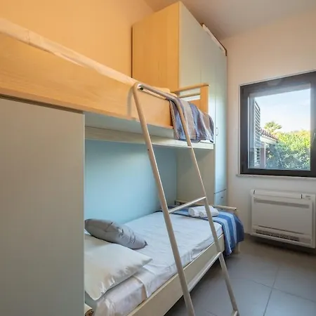 Apartment 2 Minutes' Walk From The Sea- Cozy Ande Full-equipped House