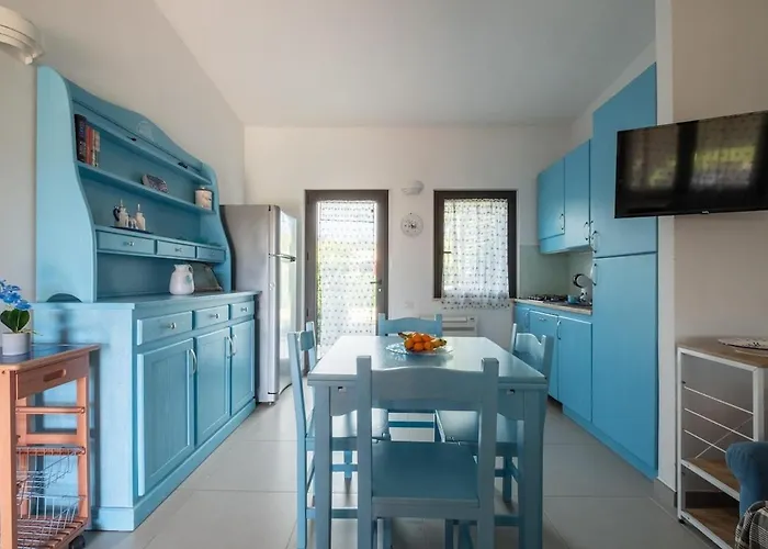 2 Minutes' Walk From The Sea- Cozy Ande Full-equipped House Appartement Costa Rei