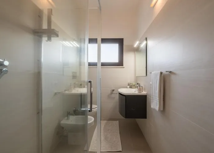 2 Minutes' Walk From The Sea- Cozy Ande Full-equipped House *
